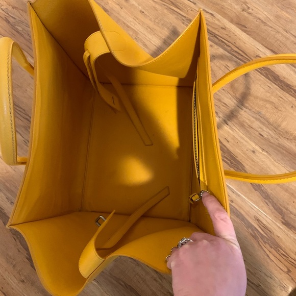 Celine Large Leather PhantomYellow Tote - Picture 6 of 16
